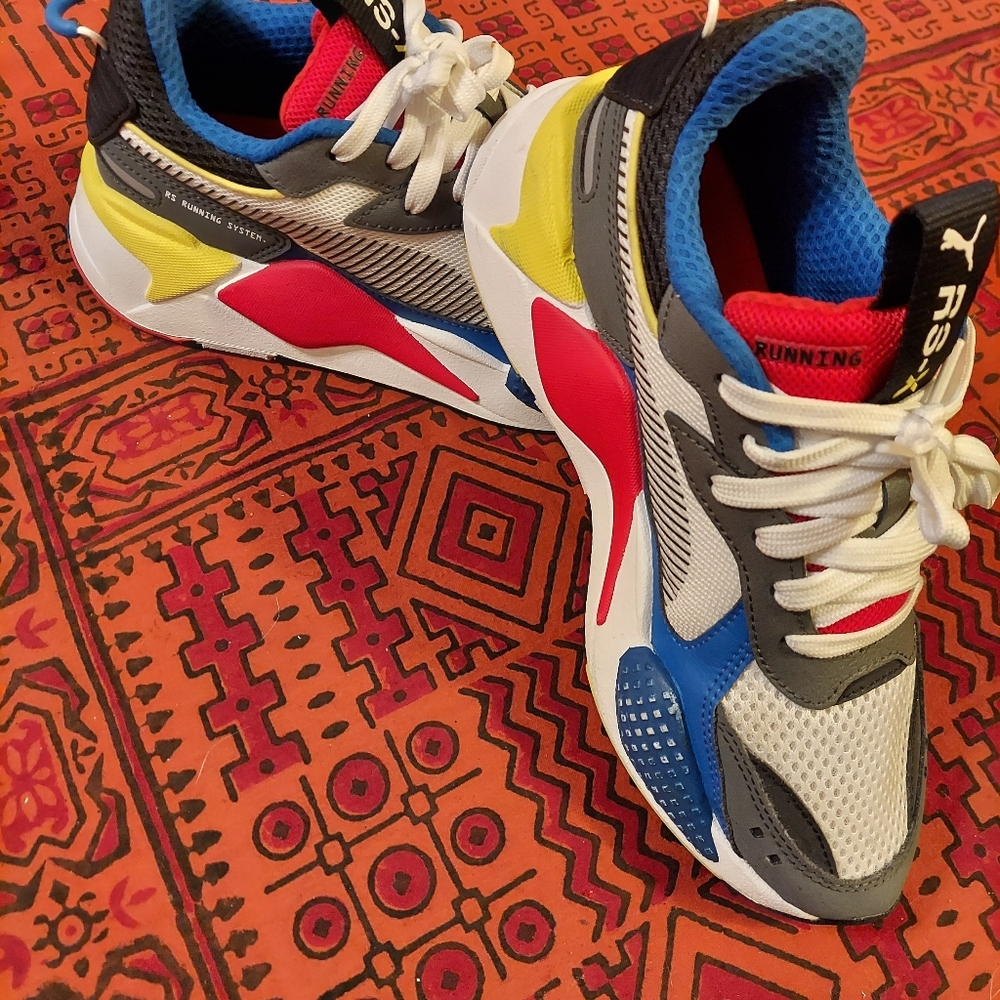 Sneakers - Picture 4 of 14